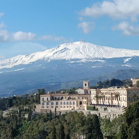 Aly Art Apartment Taormina Duomo, Gulf & Etna View 외부 사진