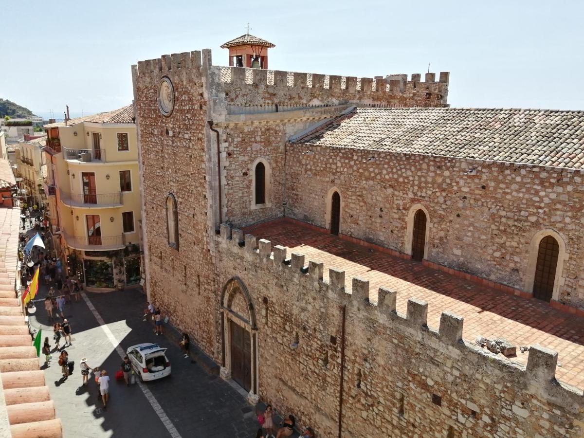 Aly Art Apartment Taormina Duomo, Gulf & Etna View 외부 사진