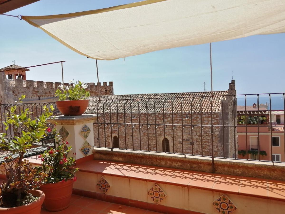 Aly Art Apartment Taormina Duomo, Gulf & Etna View 외부 사진