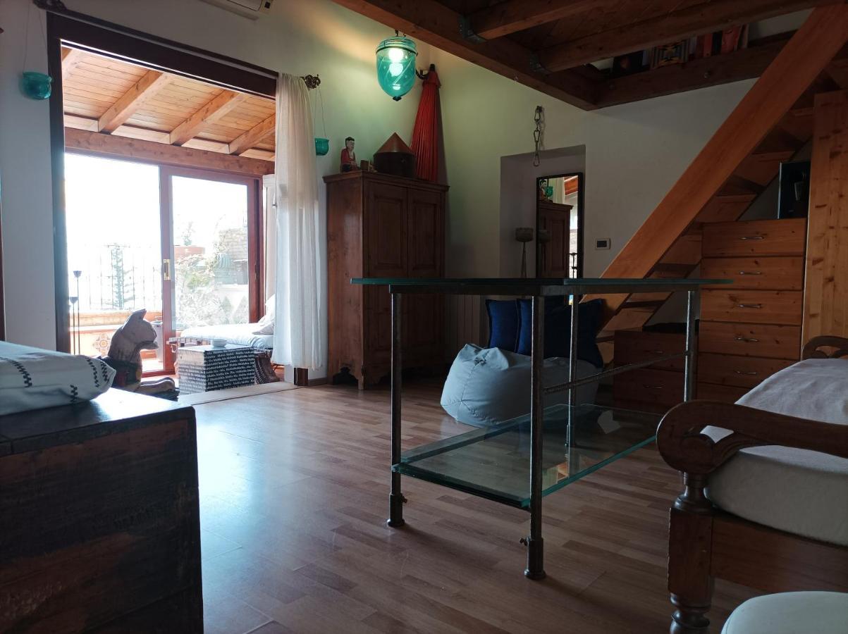Aly Art Apartment Taormina Duomo, Gulf & Etna View 외부 사진